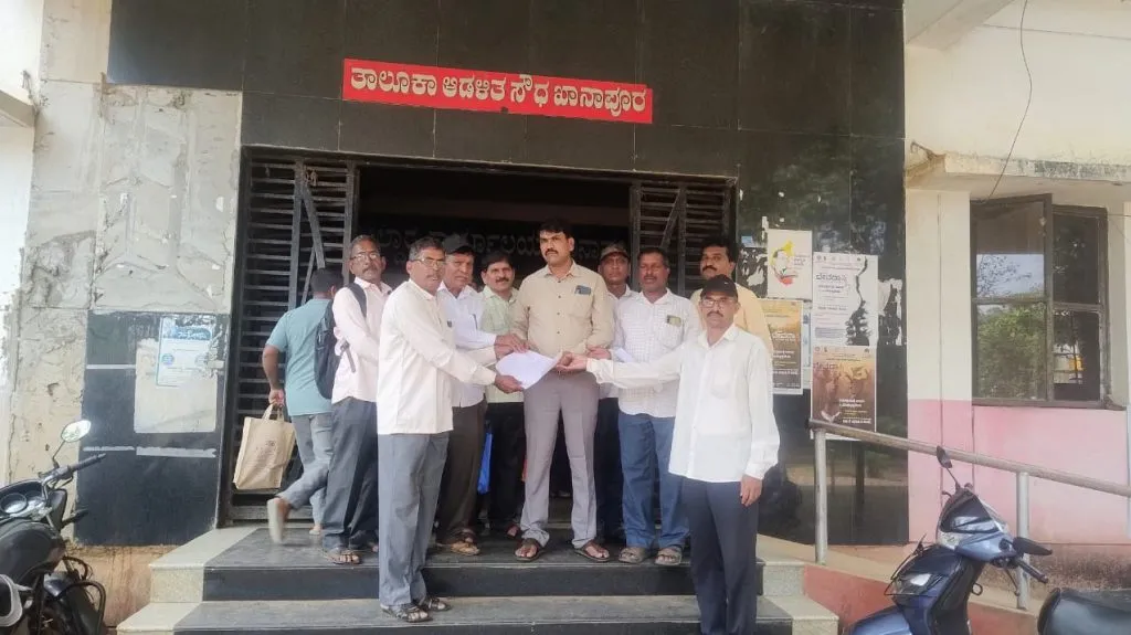 Grant land for cemetery to Vadgaon-Jamboti village