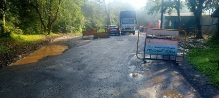 administration of the Kankumbi excise officials is like hanging a monk, leaving behind a thief