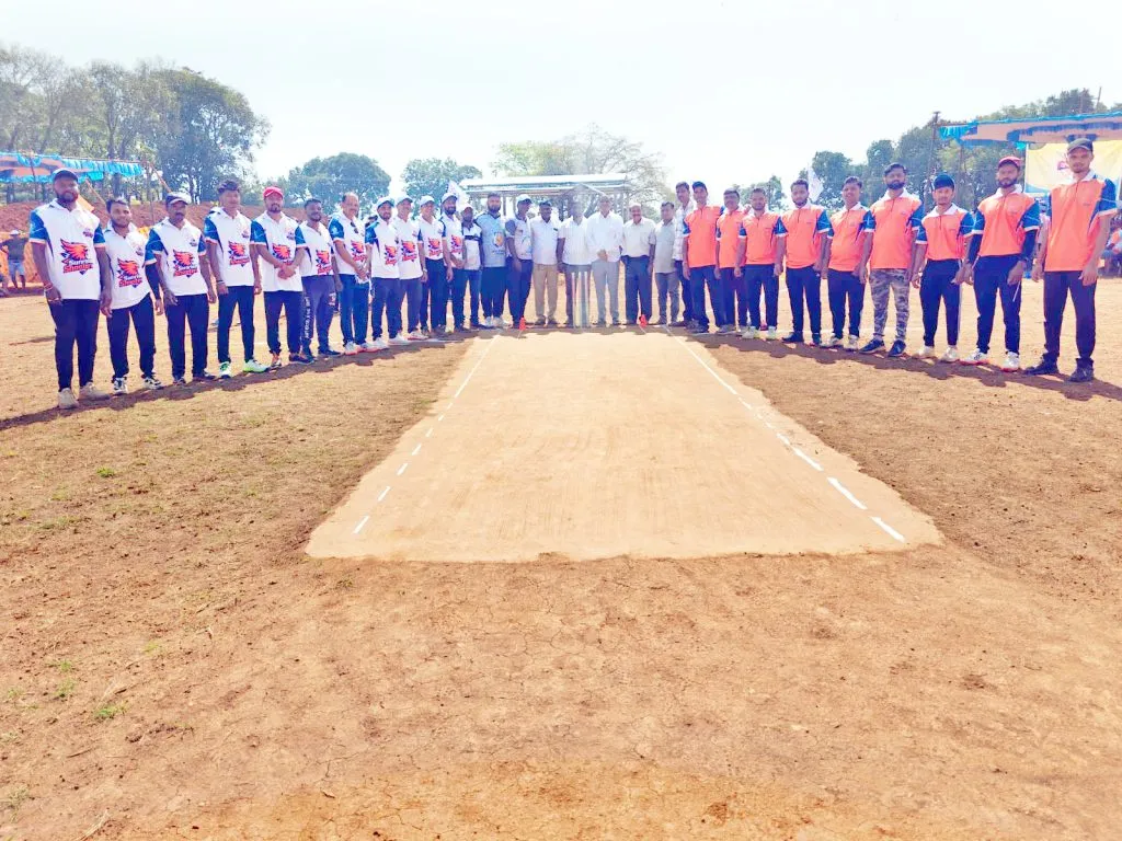 उचगाव क्रिकेट स्पर्धेला प्रांरभ Uchgaon cricket tournament begins