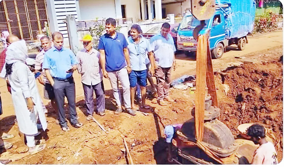 डिचोलीत पाण्याविना लोकांची गैरसोय People suffer without water in Dicholi