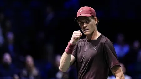 इटलीचा सिनर उपांत्यपूर्व फेरीत Italy's Sinner advances to quarterfinals