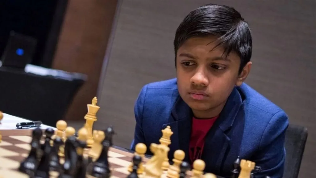 इलमपार्थी भारताचा नवीन ग्रँडमास्टर Ilamparthi is India's new grandmaster.