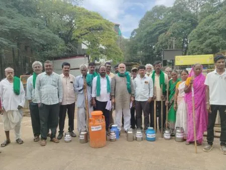 Halgimardi farmers submit a memorandum to the District Collector for a road