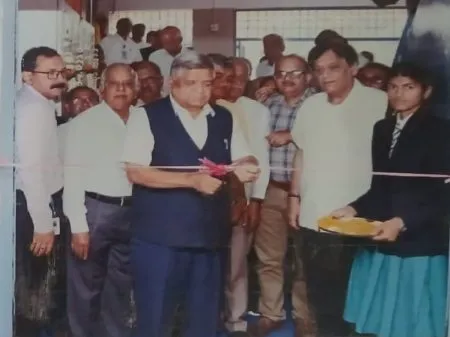 MP Jagdish Shettar visit to BK Model High School