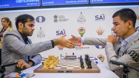 Erigasi, Harikrishna win in the third round