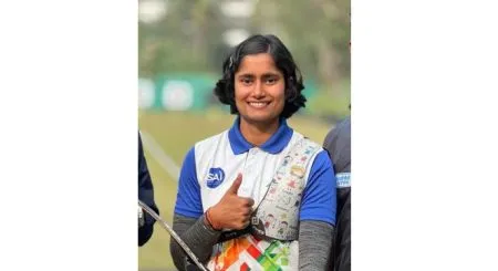 यशदीप भोगे, अंशिका कुमारीची आगेकूच