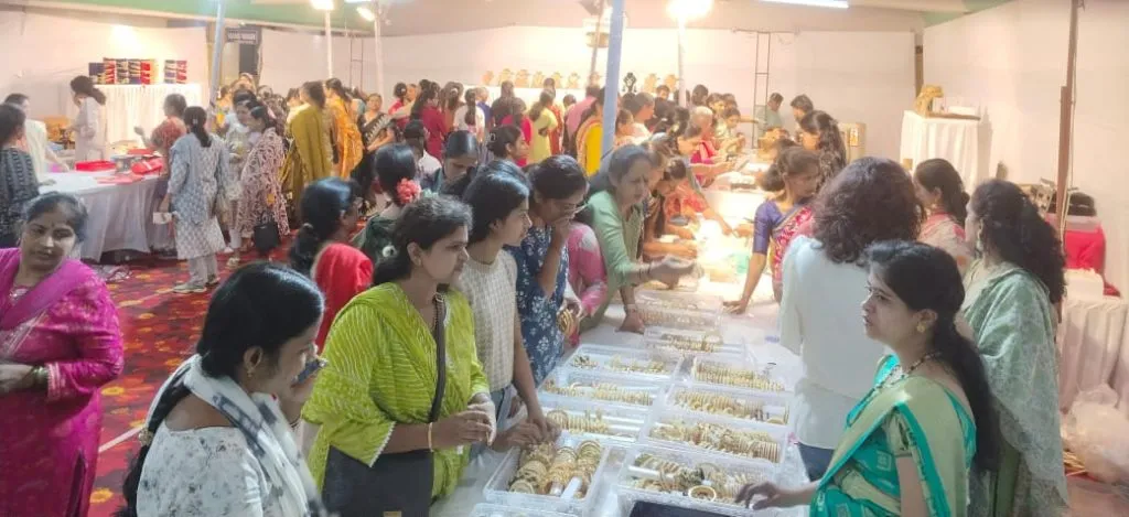 Chipde Saraf & Sons' pearl exhibition receives overwhelming response