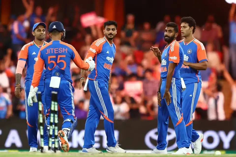 फिरकीच्या जाळ्यात अडकले ऑस्ट्रेलियन्स! Australians caught in a spin trap!