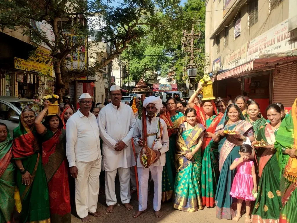 Various programs by Bapat Galli Bhajani Mandal