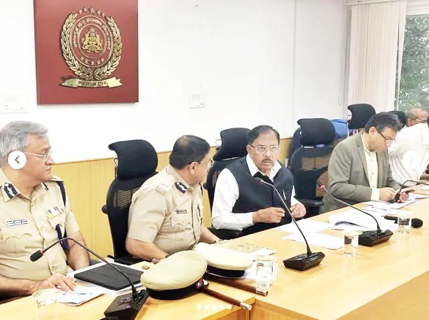 कारागृहांसाठी उच्चाधिकार समिती High-powered Committee for Prisons