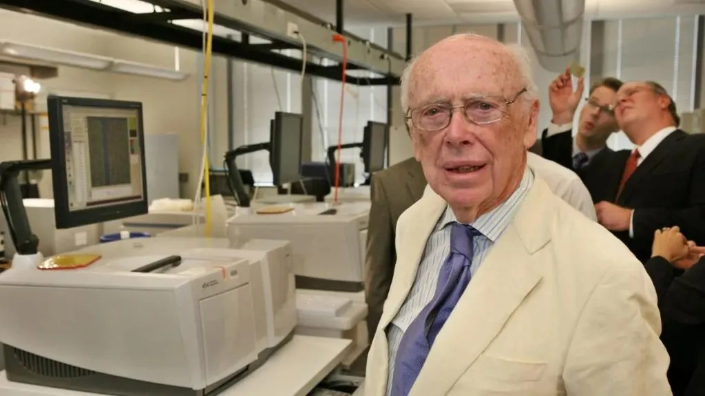 डीएनए संशोधक जेम्स वॉटसन कालवश DNA researcher James Watson passed away