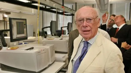 डीएनए संशोधक जेम्स वॉटसन कालवश DNA researcher James Watson passed away