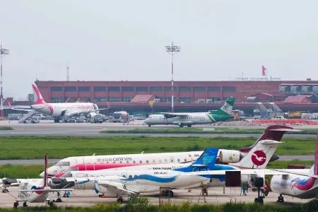 दिल्लीनंतर काठमांडूमध्येही विमानसेवेत तांत्रिक समस्या After Delhi, Kathmandu also faces technical problems in air services