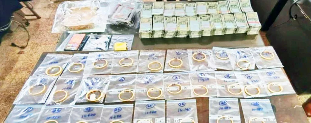 One crore rupees worth of goods found in private bus