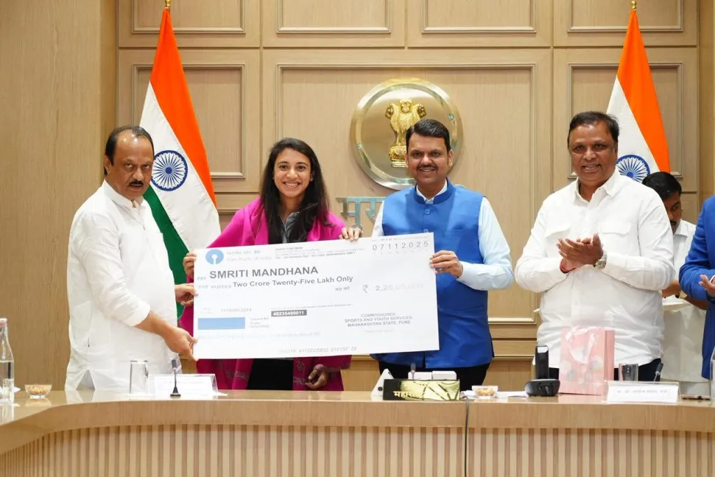 भारतीय हॉकीने दिग्गजांसह साजरी केली गौरवशाली 100 वर्षे