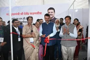 प्रत्येकाला नवउद्योजक बनण्याची संधी – मुख्यमंत्री फडणवीस Everyone has the opportunity to become an entrepreneur - Chief Minister Fadnavis