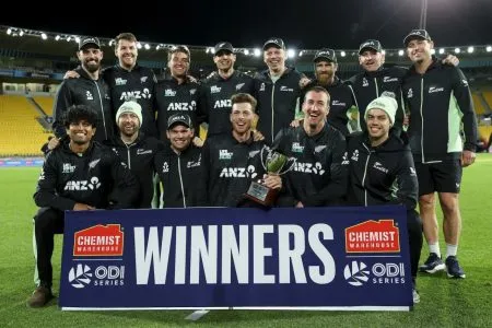 England whitewashed by New Zealand