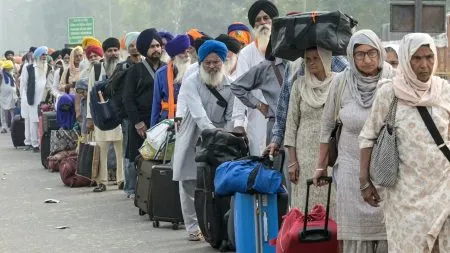 Indian Hindu pilgrims harassed by Pakistan