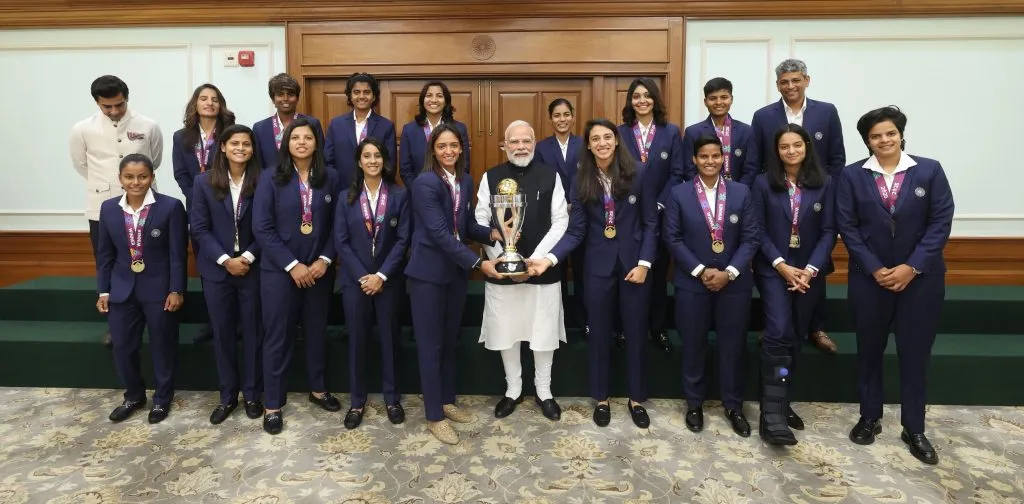 पंतप्रधान मोदी-विश्वविजेता संघ भेट PM Modi-World Cup winning team meet