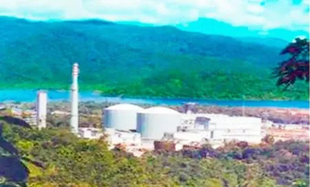 लोखंडी गेट कोसळून जवानाचा मृत्यू Soldier dies after iron gate collapses