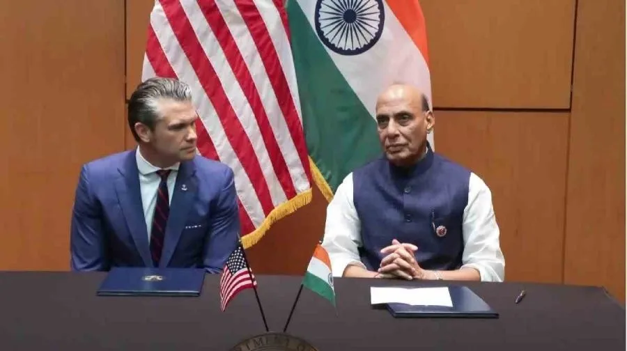 भारत-अमेरिकेत ‘संरक्षण प्रारुप’ करार India-US 'Defense Framework' Agreement