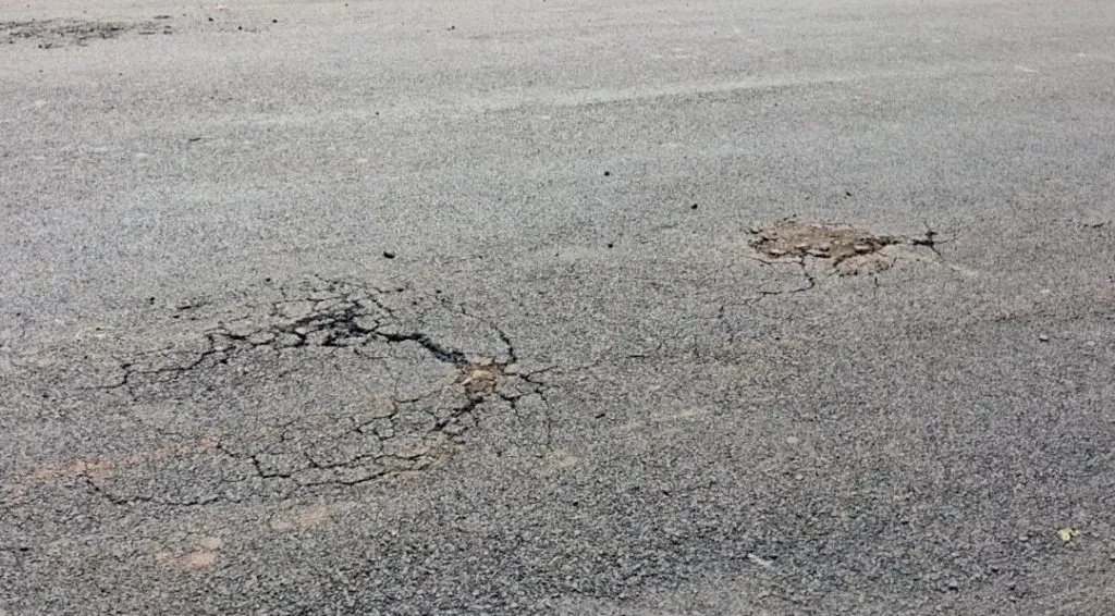 Kolhapur Market Yard: Urgent asphalting of roads after 30 years!