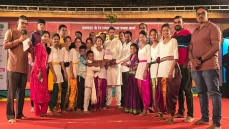 भक्तीगीत नृत्यदिग्दर्शन स्पर्धेत सिद्धी घाडी विजेत्या