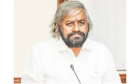 पश्चिम घाटातील प्रकल्पांमध्ये अटींच्या पालनासंबंधी आढावा घ्या Review compliance with conditions in projects in the Western Ghats