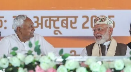 बिहारमध्ये ‘नितीश-मोदी’ जोडी हिट 'Nitish-Modi' duo is a hit in Bihar