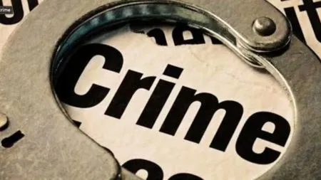 Three attempt robbery at Samarth Jewellers on RTO Road