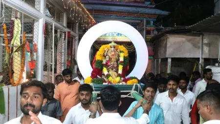 Solapur : दाजी पेठेत व्यंकटेश्वर ब्रह्मोत्सवाचा मंगल समारोप; भक्तांची मोठी उपस्थिती Venkateswara Brahmotsav, celebrated of Tirupati, concludes