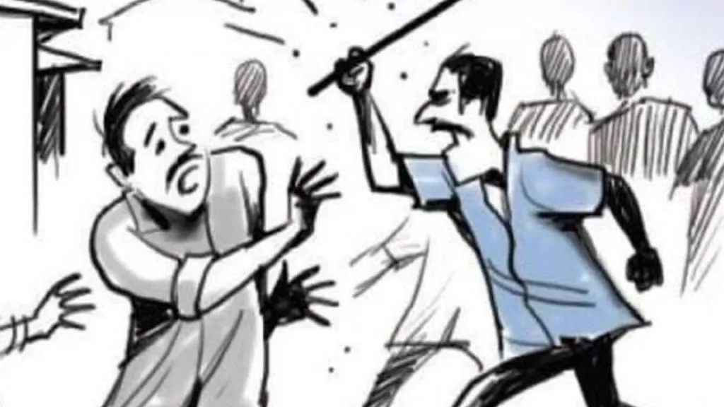 Karad Crime : कराडमध्ये किरकोळ वादातून निवृत्त व्यक्तीवर लोखंडी रॉडने हल्ला Minor dispute turns into a fight at Banawadi Corner