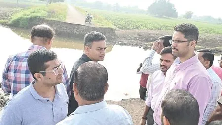 Solapur : सोलापुरात केंद्रीय पथकाकडून पूरग्रस्त भागाची पाहणी Central team visits Solapur