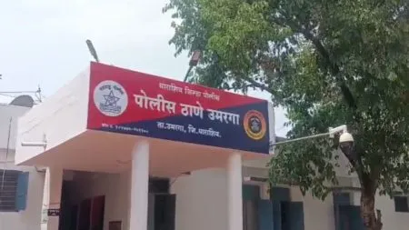 Solapur : पळसगाव तांडा येथे दोन गावठी दारू अड्ड्यावर छापा Umarga police seizes valuables worth Rs 2 lakh 35 thousand