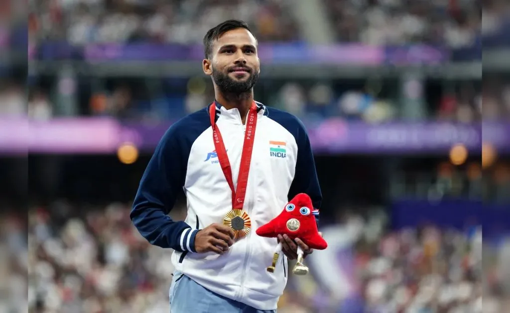 प्रवीण कुमार, प्रीती पाल, मोनू यांना सुवर्णपदके