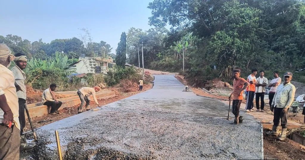 Jamboti Concretization work on the Jamboti-Rajwada approach road begins