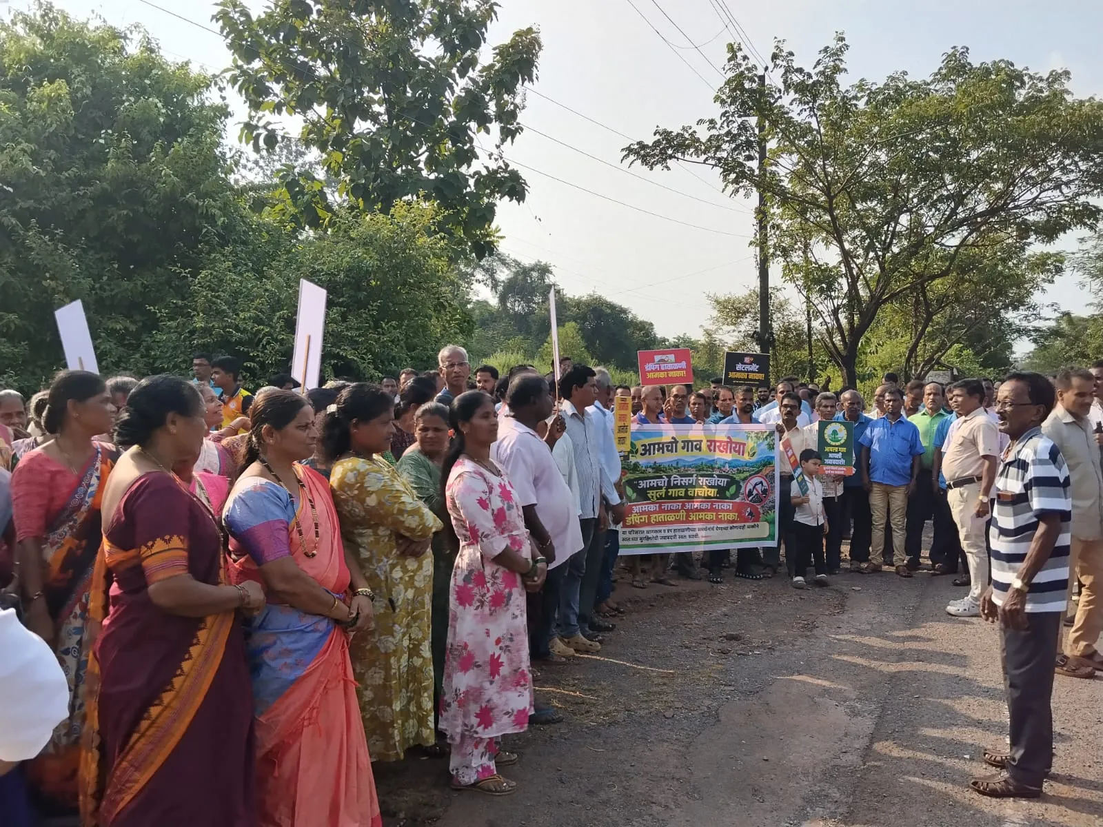 सुर्ला येथील जुन्या खनिज डंप हाताळणीला ग्रामस्थांचा तीव्र विरोध
